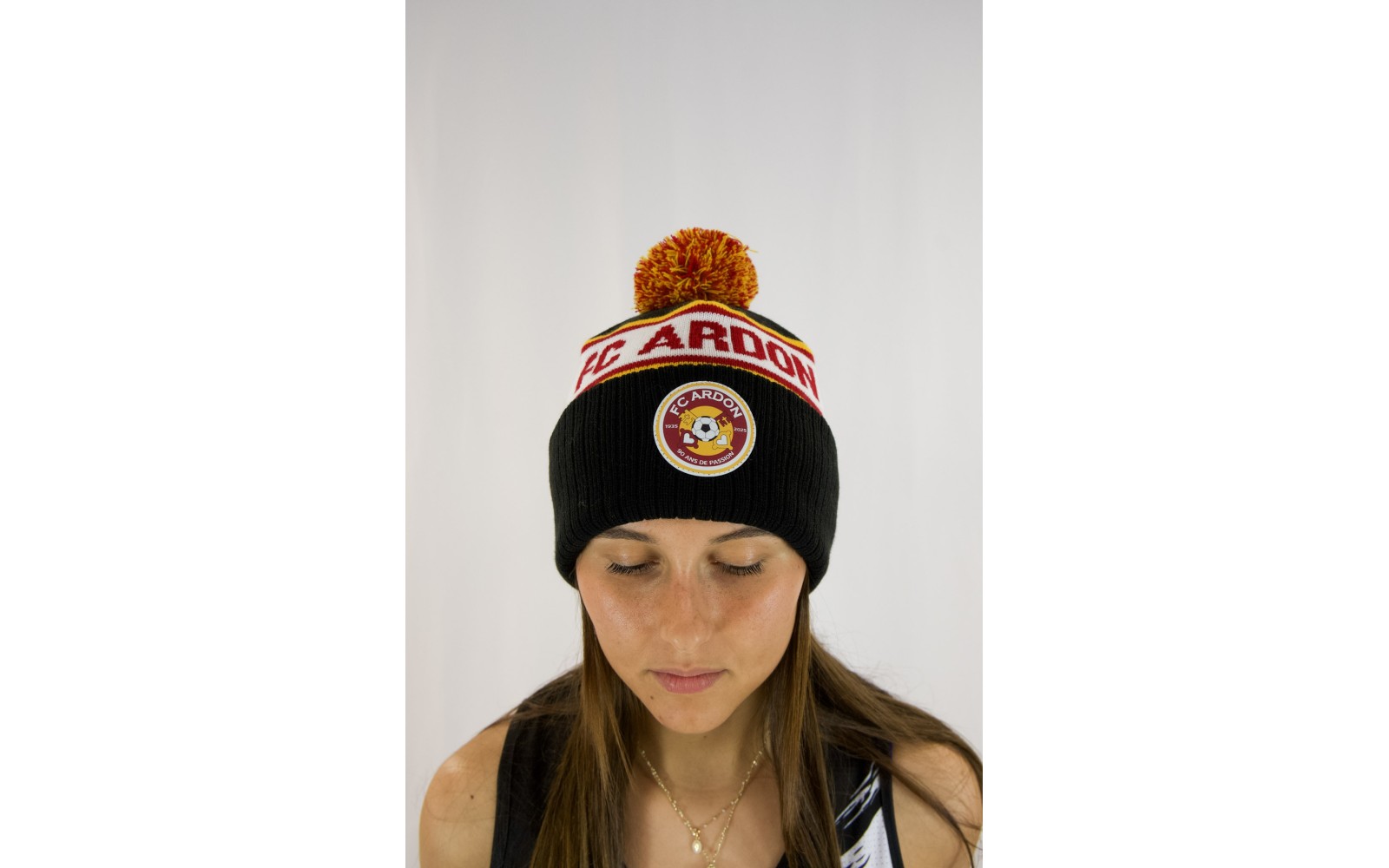 Bonnet pompom
